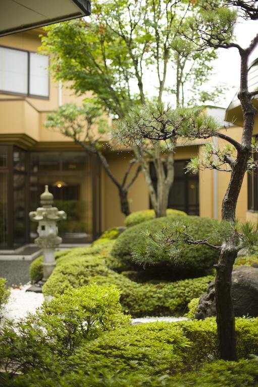 Akita Onsen Plaza Hotel Exterior photo