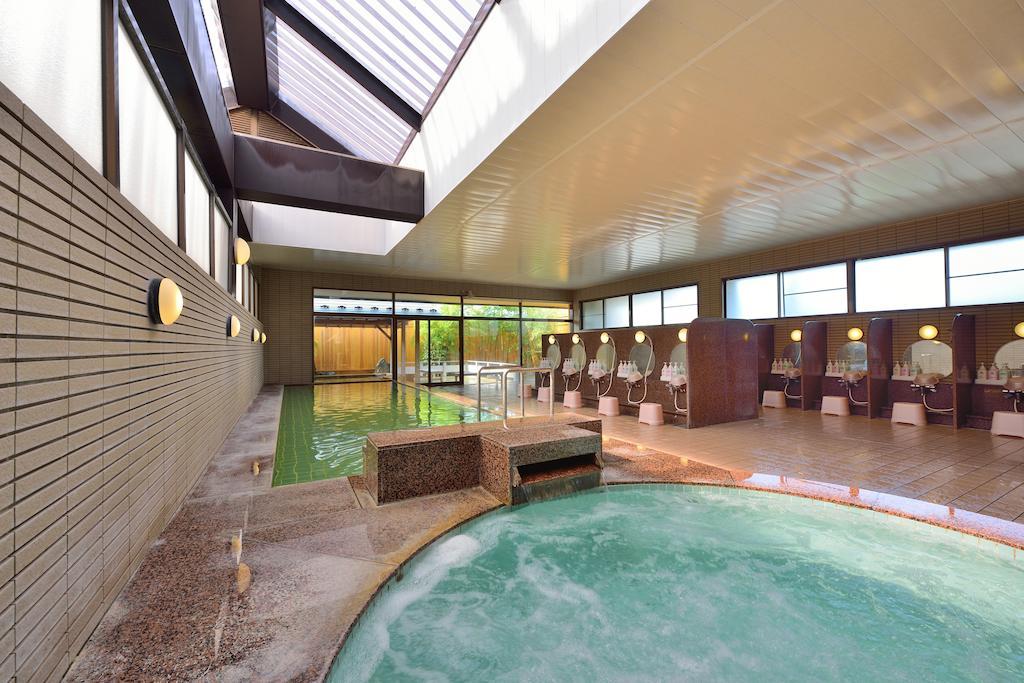 Akita Onsen Plaza Hotel Exterior photo